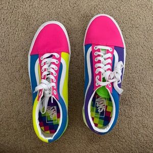 NWOT neon women’s vans old skool